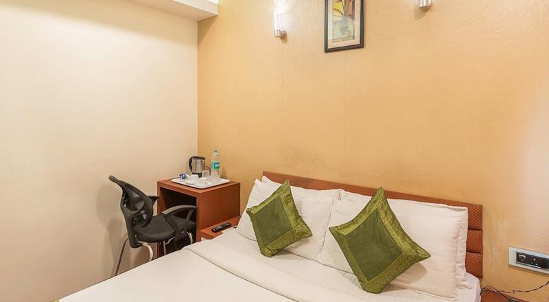 Collection O 479 Royapettah Hotel