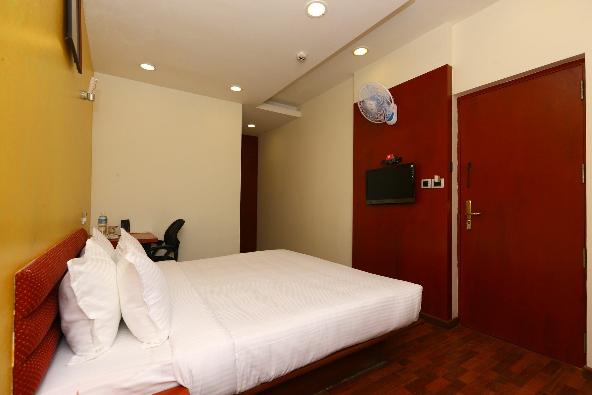 Collection O 479 Royapettah Hotel Chennai